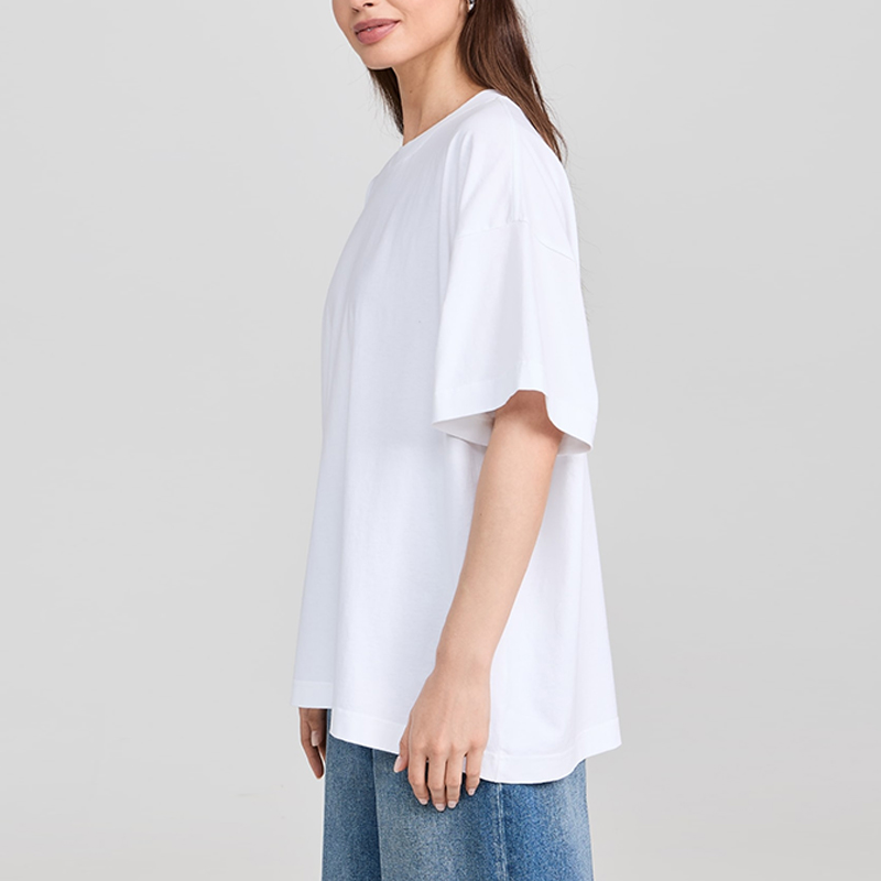 hongfeng specializes in cotton white t shirt women’s designs for ultimate softness and fit.